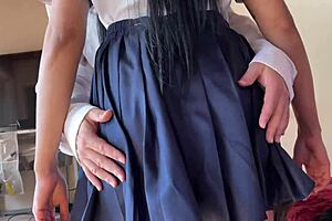 She Likes Her Ass Grabbed