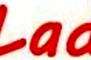 Cocksucking babe gets footjob after tennis match