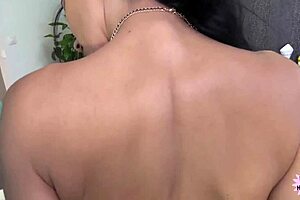 omg, monster facial covering petite hottie with big tits 😍