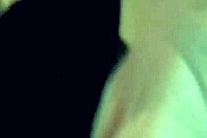 la esposa latina de mi amigo con tetas grandes mientras la follo en casa 😍