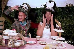 i feel crazy in alices foursome fantasy gangbang with queen of hearts mad hatter white rabbit teen 18+