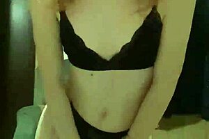 Sexy Dance Showcases Tiny 18+ Body in Homemade Amateur Clip