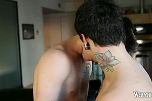 High definition gay video from isgayhd.com