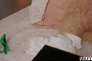 lauren the housewife says, 'i love licking and getting anal creampie from big black cock in spooning and missionary.'