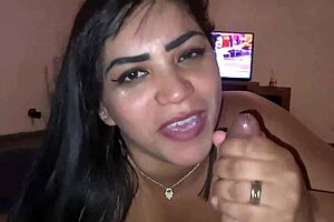 in the bbb house, they sneak a blowjob and creampie before paredao