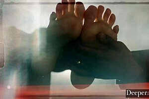 Mistress Eliza enjoys foot fetish with her submissive partners