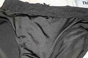 me masturbating with my best friend's used lace panties 😏💦