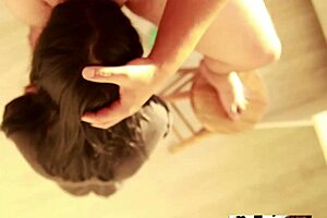 Fucking with my mature lover, cum twice in a row creampie.