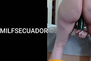 Latina milf uses cucumber for solo pleasure while waiting for men