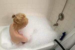 Annie Archer in the shower, part 4, getting all wet and steamy! 💦🚿