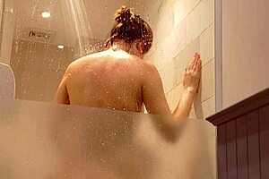 Hot girl from Vietnam, bathroom fuck action
