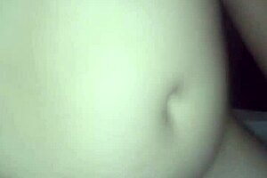 cojiendo con mi amante tratando de no hacer ruido, spreading my petite ass