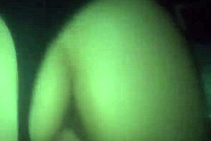 cojiendo con mi amante tratando de no hacer ruido, spreading my petite ass