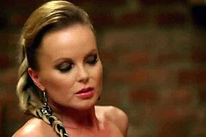 hermosa hermosa masturbándose sola 😍