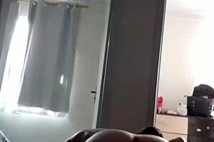 Husband Eating Wife's Pussy In Amateur Scene