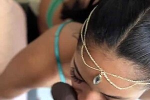 Delicious Blowjob He Cant Stand - Amateur Couple