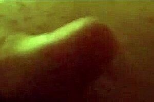 Topanga1234 shows close-up of masturbating her wet pussy to orgasm! 😘