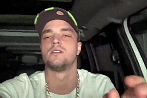 Trailer client sucked skinny amateur in car bondage scene