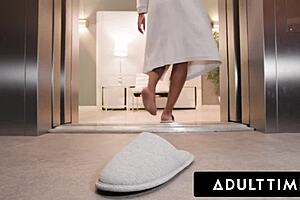 Adult time - pervy maintenance man fucks august skye's bubble butt in the stuck elevator. 😏