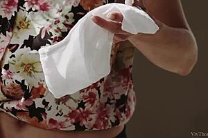 be my slave, eveline dellai fingering leila smith 😈