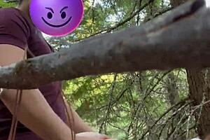 Hot and horny amateur couple has sex in public park’s woods