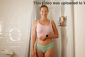 Stella Cardo Shows Dry And Wet Tops