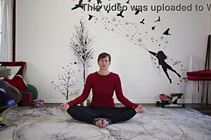 girlfriend dominates in yoga lesson with shaved pussy