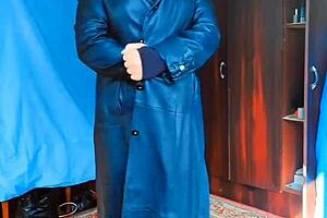 twerking that big white ass as a sissy crossdresser 😈 riding monster cock