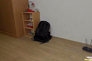 - ill give you that pizza if you let me cum inside you - likabusy