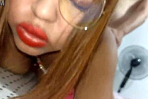 Venezuelan friend pays rent with this small video