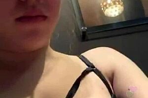 Russian slut showing her tits on periscope