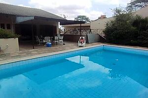 Athletic Milf Gets Oral Cum Bath in Pool