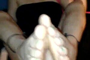 FUCK MY PUSSY WITH YOUR HUGE COCK!