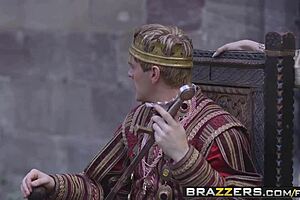 Peta Jensen and Marc Rose in hardcore parody 😈🔥