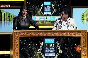 i saw lakshmi manchu huge boobs and nipple pokies