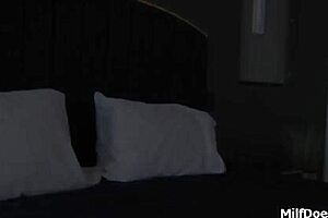 Milf's Round Booty Craves Session