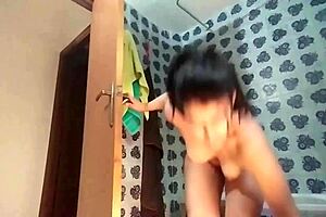 i caught my stepsister naked in bathroom, started masturbating, and she blew me right there