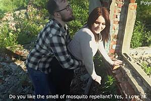 damn, so much cum in her pussy after rough public sex!