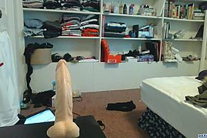 Curvy Pawg Teen Rides Dildo