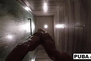 Sexy jezebelle bond masturbates in the bath 😍