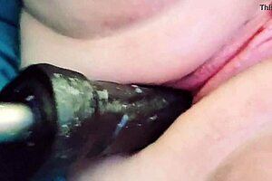 Solo performance of a big beautiful woman with an oily ass and cum on her face