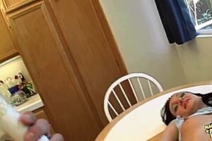 feedin my girl cum from her pussy after anal is paradise