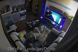 netflix and chill with couple blowjob and big cock sucking