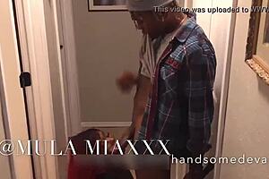 Big booty ebony calls for help with masturbation