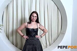 Anal Deep Fuck For Claire P As Her Ass Gets Broken Hard