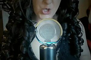 Does your dominatrix suck cock like this while hypnotizing you?