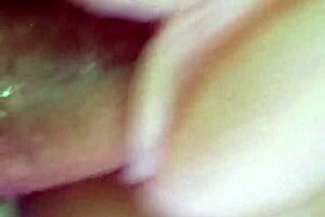 Sex dimineața cu păpușa mea de futut în prim-plan