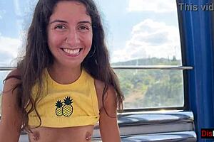 omg, risky public blowjob on a ferris wheel at the park! 😱