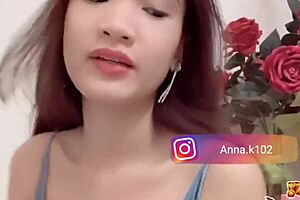 Instagram anna k102 shows flat chest