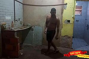 paying the bricklayer with your ass? bbw with monster cock